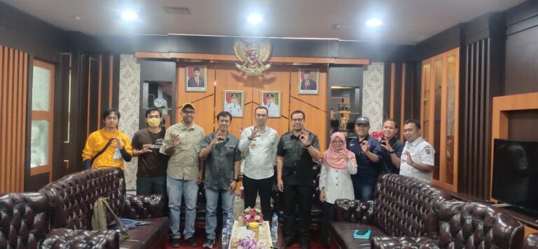 Tim Kajian Geologi ITB melakukan Survey di Geopark Ranah Minang Silokek