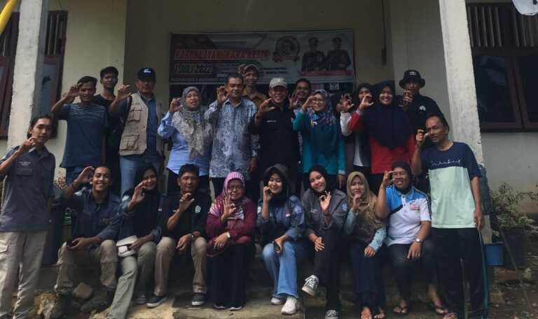 Kunjungan Dosen dan mahasiswa Fakultas Kehutanan UMSB