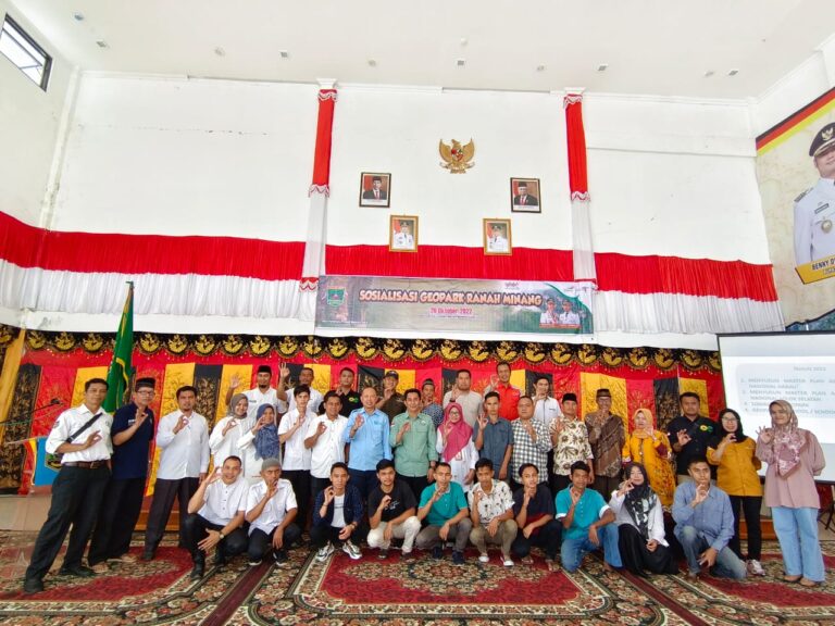 DINAS PARIWISATA PROVINSI SUMBAR SOSIALISASIKAN GEOPARK RANAH MINANG