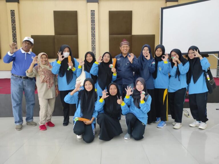 GEOPARK GOES TO KAMPUS UNIVERSITAS NEGERI PADANG