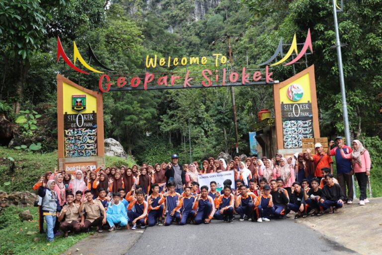 School Goes to Geopark